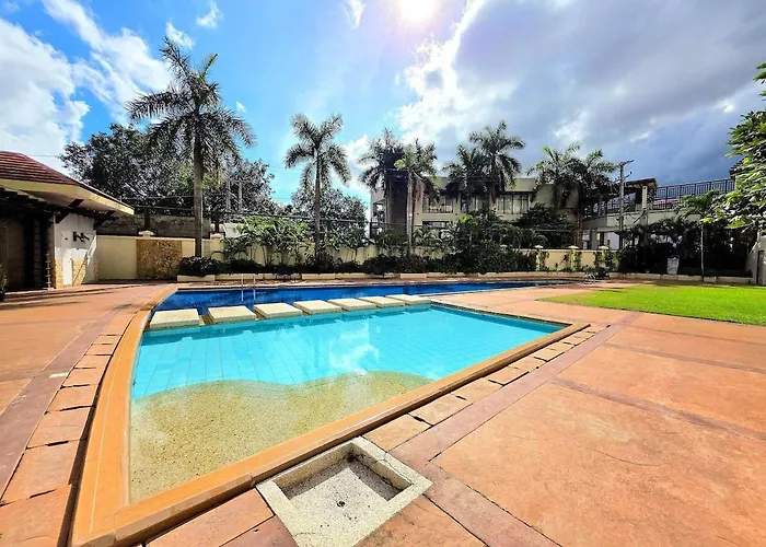 Apartment 15p Penthouse 3br Persimmon Free Parking